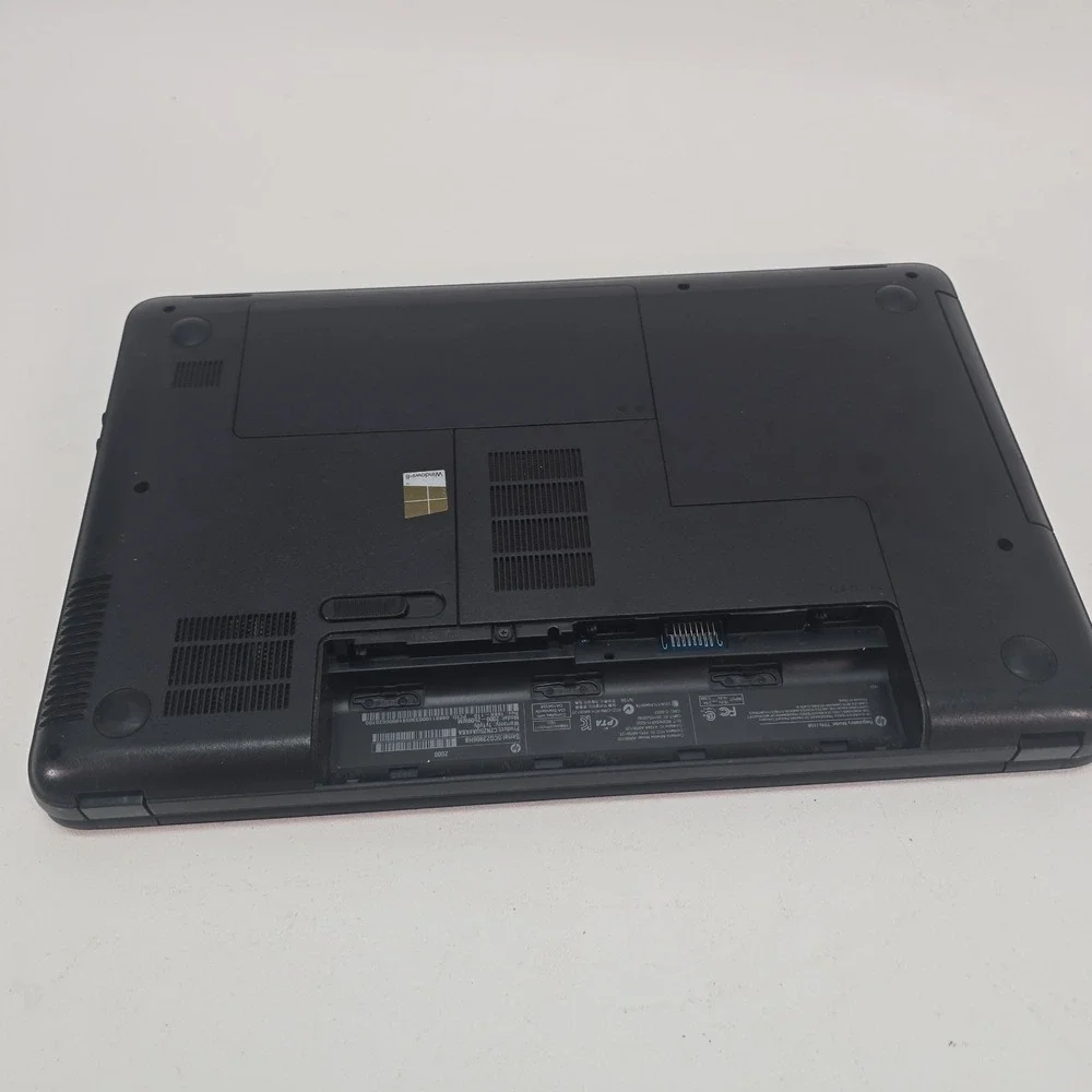 HP 2000 15.6
